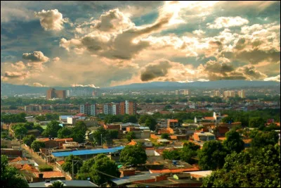 Dans quel pays se trouve la ville de C&uacute;cuta ?