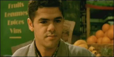 Quel est le nom du personnage incarn&eacute; par Jamel Debbouze dans "Le Fabuleux Destin d'Am&eacute;lie Poulain" ?