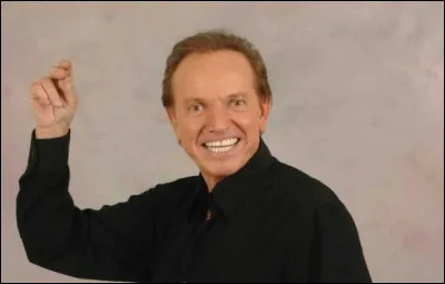 Qui est ce chanteur, interpr&egrave;te du titre ''Ma biche'' ?