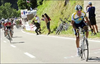 Coureur espagnol, j'ai gagn les Tours de France 2007, 2009 et 2010, ainsi que le Giro et la Vuelta la mme anne en 2008. Surnomm 'El Pistolero', je suis...