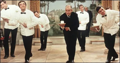 Le talent comique de Louis de Fun&egrave;s s&rsquo;exprime aussi dans &laquo; Le Grand Restaurant &raquo; (1966), o&ugrave; il incarne Septime, un directeur d&rsquo;&eacute;tablissement obs&eacute;d&eacute; par la perfection. Quelle sc&egrave;ne c&eacute;l&egrave;bre montre particuli&egrave;rement son autorit&eacute; excessive et son go&ucirc;t du contr&ocirc;le ?