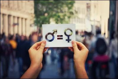 Je me reconnais compl&egrave;tement dans les cat&eacute;gories &laquo; homme &raquo; ou &laquo; femme &raquo;.