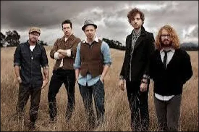 En 2007, quel groupe chante "Apologize", chanson la plus t&eacute;l&eacute;charg&eacute;e l&eacute;galement aux &Eacute;tats-Unis avec plus de 4,3 millions de t&eacute;l&eacute;chargements num&eacute;riques ?