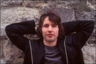 En 2004, quel artiste triomphe en France avec la chanson "You're Beautiful" ?