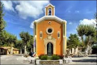 Voici l'&eacute;glise Sainte-Marie-Madeleine, &agrave; La M&ocirc;le. Commune de l'arrondissement de Draguignan, dans le massif des Maures, elle se situe dans le d&eacute;partement ...