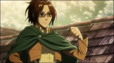 Dans ''L'Attaque des Titans'', comment s'appelle-t-elle ?