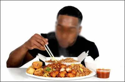 Quelle critique est parfois adress&eacute;e &agrave; certains cr&eacute;ateurs de mukbang ?