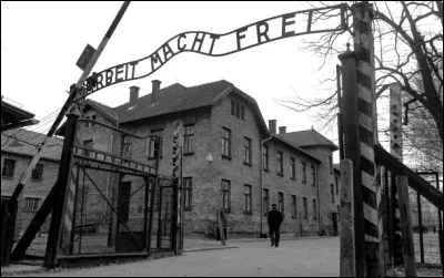 Que signifie "shoah" en h&eacute;breux ?