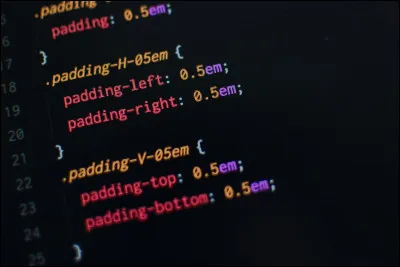 Un peu de d&eacute;veloppement ! En code hexad&eacute;cimal, quelle est la repr&eacute;sentation de la couleur dor&eacute;e ?
