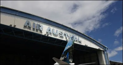 Sur quelle &icirc;le est bas&eacute;e la compagnie a&eacute;rienne Air Austral ?