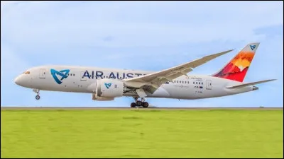 Quels mod&egrave;les d'avions Air Austral utilise-t-elle principalement pour ses vols long-courriers vers Paris ?