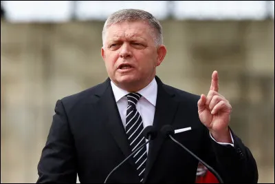 Qui est cette personnalit&eacute; politique ?