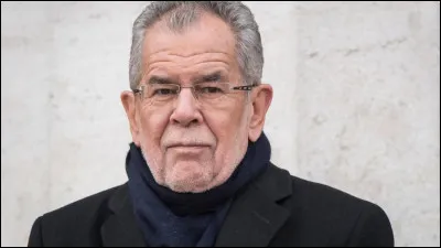 Qui est cette personnalit&eacute; politique ?