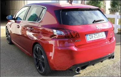 Quelle est la puissance r&eacute;elle de ce cette Peugeot 308 GTi 16 S de 2015 dont la vitesse de pointe est de 250 Km/h ?