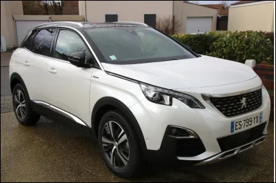 Quelle est la puissance r&eacute;elle de ce cette Peugeot 3008 GT de 2017 dont la vitesse de pointe est de 208 Km/h ?