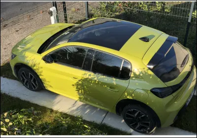 Quelle est la puissance r&eacute;elle de ce cette Peugeot 208 GT micro hybrid de 2026 dont la vitesse de pointe est de 210 Km/h ?