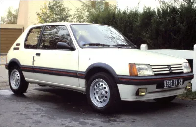 Quelle est la puissance r&eacute;elle de ce cette Peugeot 205 GTi de 1986 dont la vitesse de pointe est de 198 Km/h ?