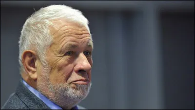 Le ''super-flic'' Robert Broussard est c&eacute;l&egrave;bre pour avoir mis fin &agrave; la derni&egrave;re cavale et la mort en 1979 de quel criminel fran&ccedil;ais ?