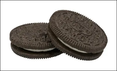Quel biscuit est compos&eacute; de deux biscuits au cacao renfermant une cr&egrave;me sucr&eacute;e ?