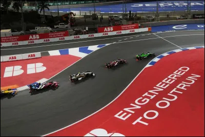 Le circuit de Djeddah est plus long que celui de Monaco.