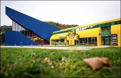 Quelle ville du Jura abrite un mus&eacute;e du Jouet ?