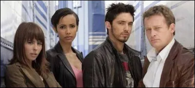 Quelle actrice incarne L&eacute;a Parker dans la s&eacute;rie &eacute;ponyme ?