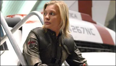 Dans "Battlestar Galactica", quel est le nom de Starbuck ?