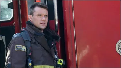 Qui est lieutenant de l'&eacute;chelle 81 au tout d&eacute;but de la s&eacute;rie ?