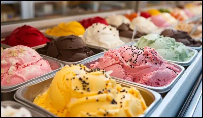 Bienvenue ! Pour commencer, quel est ton parfum de glace pr&eacute;f&eacute;r&eacute; ? (En ce moment)