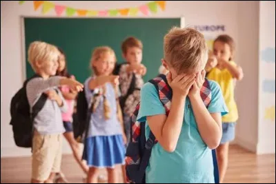 Gyutaro est n&eacute; diff&eacute;rent des autres enfants. Quel est cette diff&eacute;rence ?