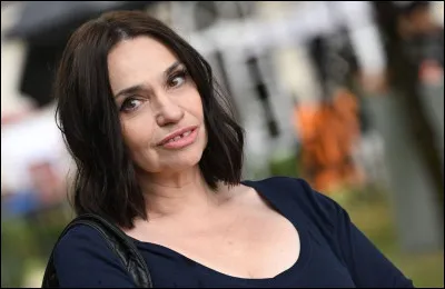 Qui est cette actrice qui joue le premier r&ocirc;le dans le film ''Les Oreilles sur le dos'' ?