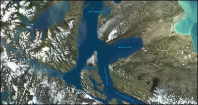 Lors de la travers&eacute;e du d&eacute;troit de Magellan, un autre bateau, le San Antonio, est perdu. Pour quelle raison ?