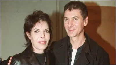 Quel titre &eacute;crit par Serge Gainsbourg a &eacute;t&eacute; remis au go&ucirc;t du jour par le duo Dani et &Eacute;tienne Daho en 2001 ?