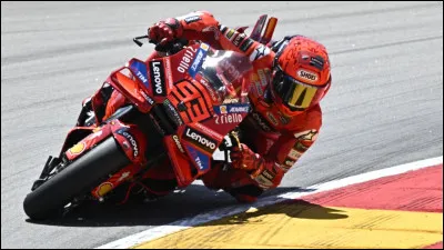 Marc M&aacute;rquez a remport&eacute; au moins une victoire MotoGP avec trois constructeurs diff&eacute;rents.