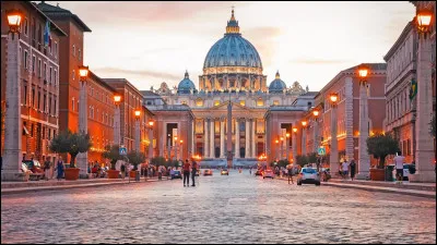 Le Vatican est le plus petit &Eacute;tat du monde.