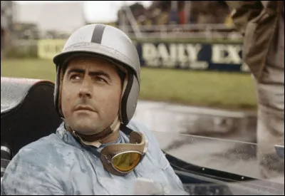 Jack Brabham est le seul pilote &agrave; avoir remport&eacute; le championnat du monde avec sa propre &eacute;curie.