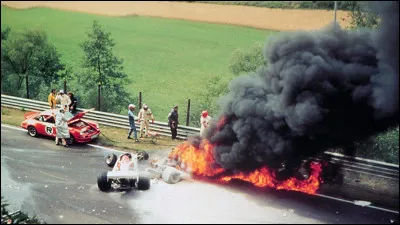 Le Grand Prix d'Allemagne 1976 a &eacute;t&eacute; marqu&eacute; par le grave accident de Niki Lauda.