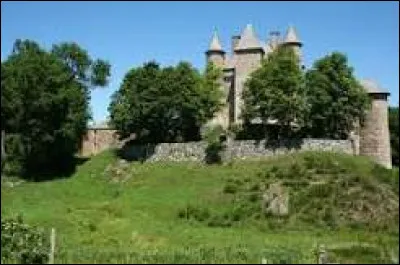Nous partons en Auvergne-Rh&ocirc;ne-Alpes &agrave; la d&eacute;couverte du ch&acirc;teau de Vach&egrave;res, &agrave; Pr&eacute;sailles. Village de l'arrondissement du Puy-en-Velay, il se situe dans le d&eacute;partement ...