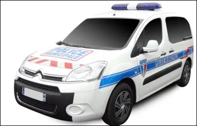 Quel service municipal peut notamment intervenir pour faire respecter les r&egrave;gles de stationnement dans la commune ?