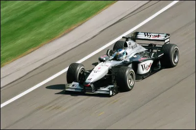 Mika H&auml;kkinen a remport&eacute; son premier Grand Prix de F1 sur le circuit de Jerez.