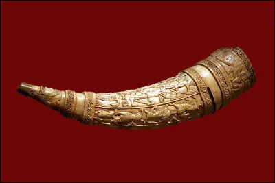 Quel est le nom de cet instrument ancien parfois fabriqu&eacute; &agrave; partir d'une d&eacute;fense d'&eacute;l&eacute;phant ?