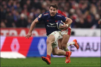 Qui est ce joueur de rugby fran&ccedil;ais ?