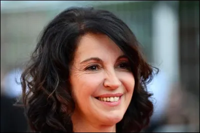 Quel est le nom de cette com&eacute;dienne surnomm&eacute;e Zabou ?