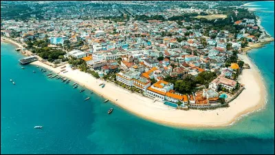 Dans quel oc&eacute;an se trouve Zanzibar ?