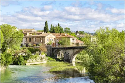 ⚡Que fait le Vidourle cours d'eau capricieux, en dehors de ses Vidourlades, entre Lunel, Gallargues-le-Montueux et Aimargues ! ?⚡2 r&eacute;ponses attendues.⚡
