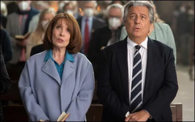 Retrouvez le titre du film de Philippe de Chauveron, avec Christian Clavier, racontant l'histoire d'un couple bourgeois et catholique :