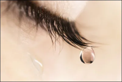 Un proche pleure. Quelle est votre r&eacute;action ?