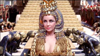 Qui est cette femme qui fut reine du royaume ptol&eacute;ma&iuml;que d'&Eacute;gypte de 51 &agrave; 30 av. J.-C. ?