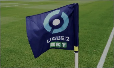 Quels club ont vu leur s&eacute;jour en Ligue 1 se terminer lors de la saison 2022-2023 pour une descente en Ligue 2 ?