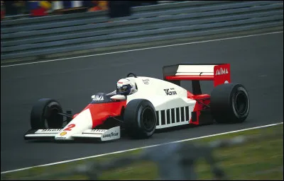 Alain Prost a remport&eacute; son premier championnat du monde avec McLaren en 1985.